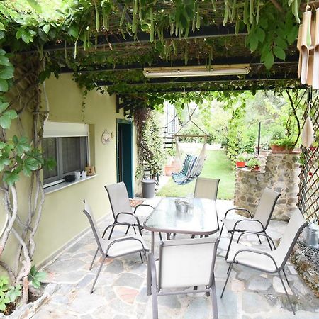 Holiday Home Near The Sea Palaiontsiflikion Exterior photo